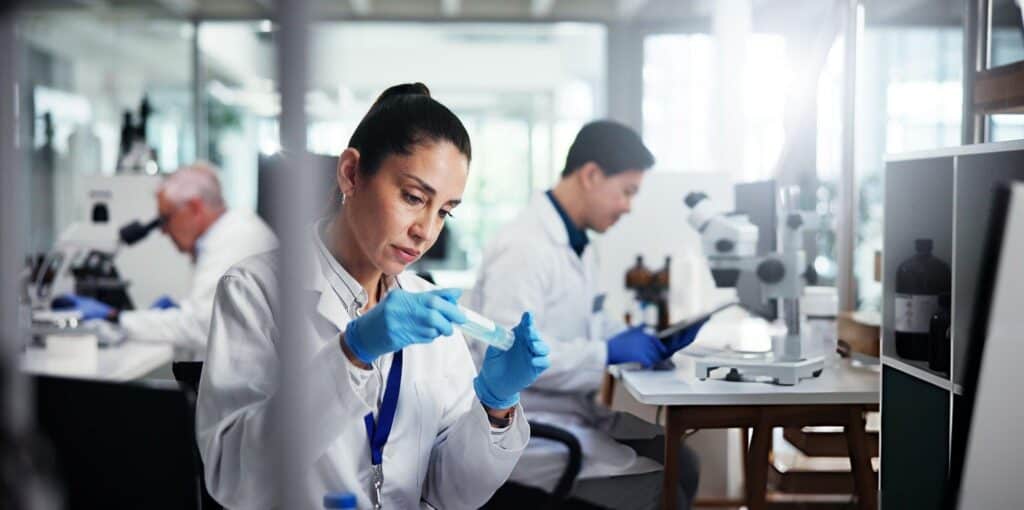 Key Differences Between Lab Technician and Medical Technologist